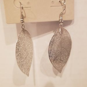 Filigree gunmetal tone leaf earrings